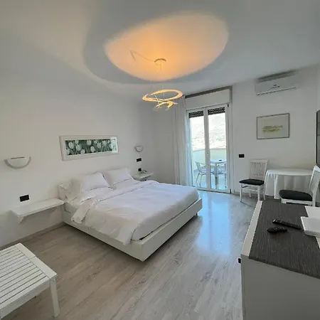 Hotel Ristorante Parco Belvedere Ξενοδοχείο 3*